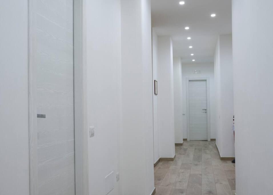 Nizza Apartment In Centro Σαλέρνο Εξωτερικό φωτογραφία