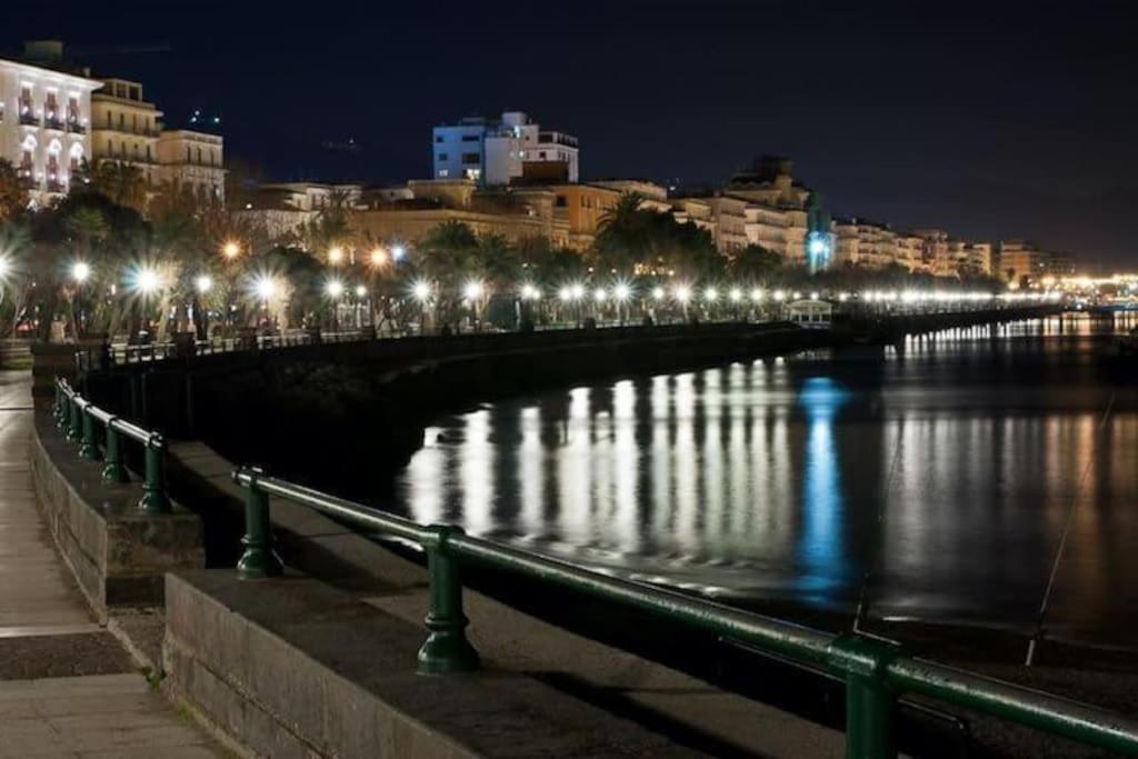 Nizza Apartment In Centro Σαλέρνο Εξωτερικό φωτογραφία