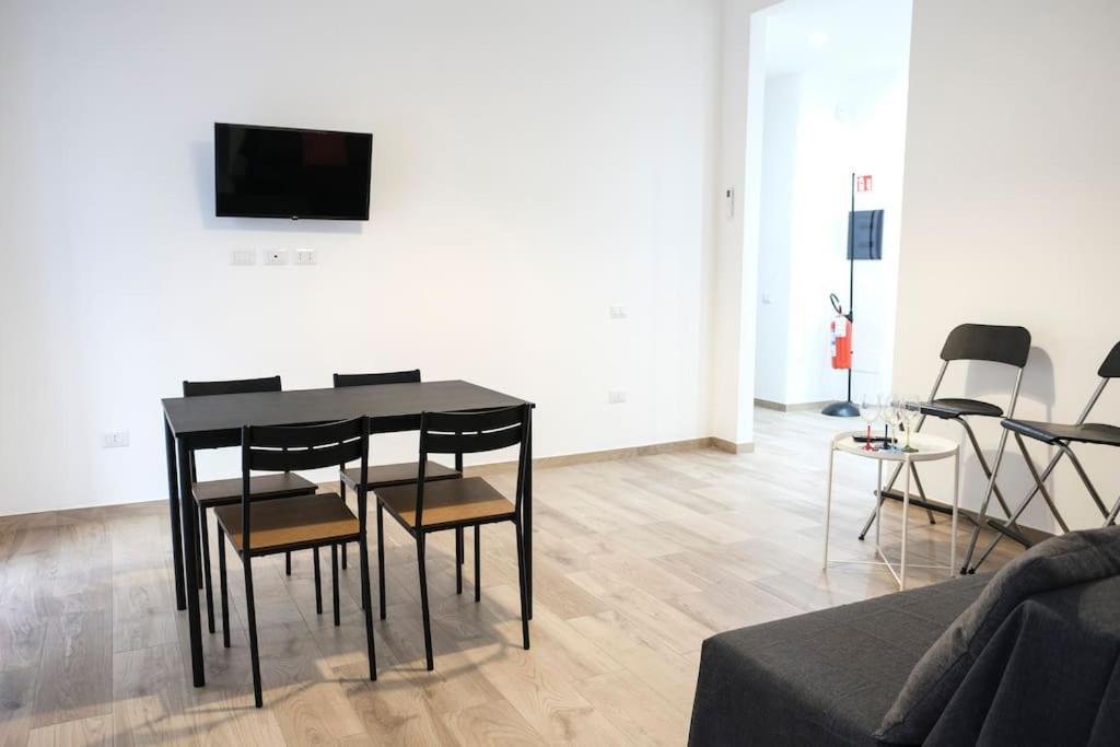 Nizza Apartment In Centro Σαλέρνο Εξωτερικό φωτογραφία
